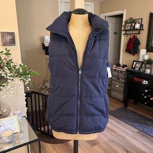 Old Navy Dark Blue Quilted Vest Sz M NWT